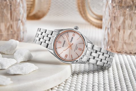 Zegarek Damski CASIO LTP-1335D-4AVDF + BOX Zegarek Damski CASIO LTP-1335D-4AVDF + BOX