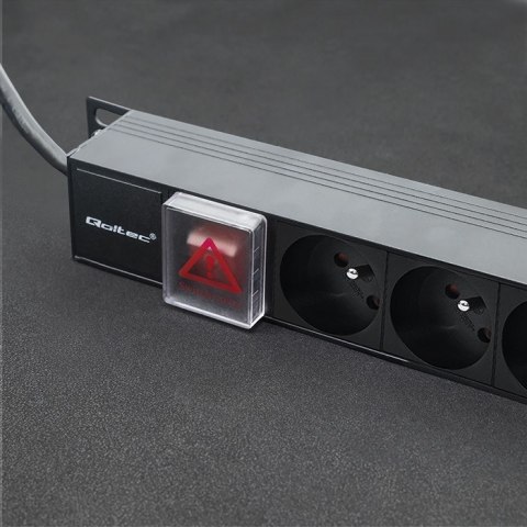 Listwa zasilająca PDU do RACK | 16A | 16xFRENCH | Pionowa | 1.8m Qoltec