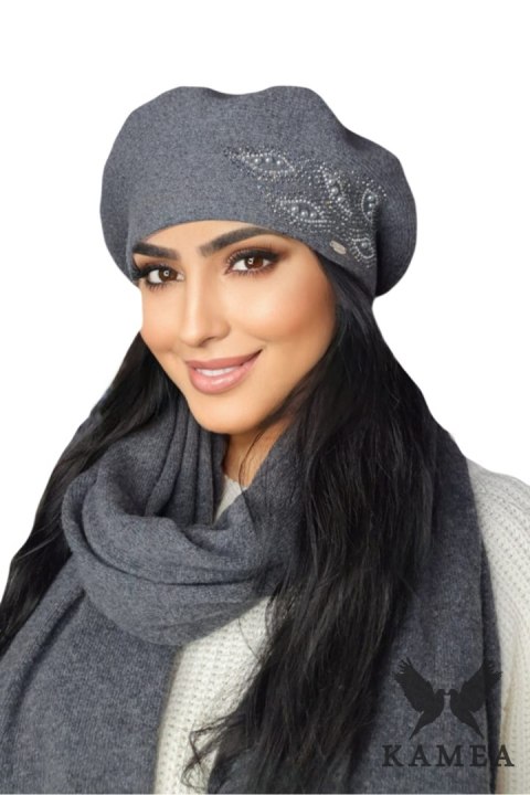 HEIDI zimowy beret damski kolor grafitowy - Kamea HEIDI zimowy beret damski kolor grafitowy - Kamea