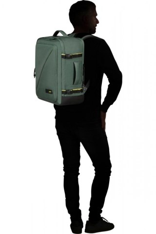Plecak z kieszenią na laptopa 15.6 cali Take2Cabin M Ryanair dark forest AMERICAN TOURISTER