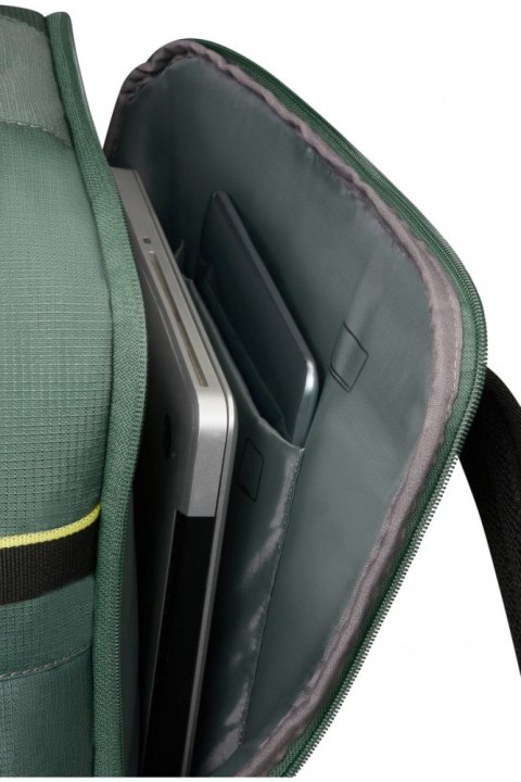 Plecak z kieszenią na laptopa 15.6 cali Take2Cabin M Ryanair dark forest AMERICAN TOURISTER