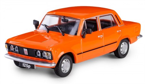 Pojazd PRL Fiat 125p pomarańczowy