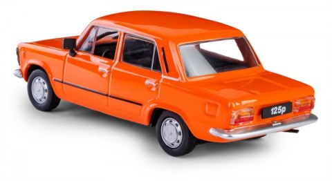 Pojazd PRL Fiat 125p pomarańczowy