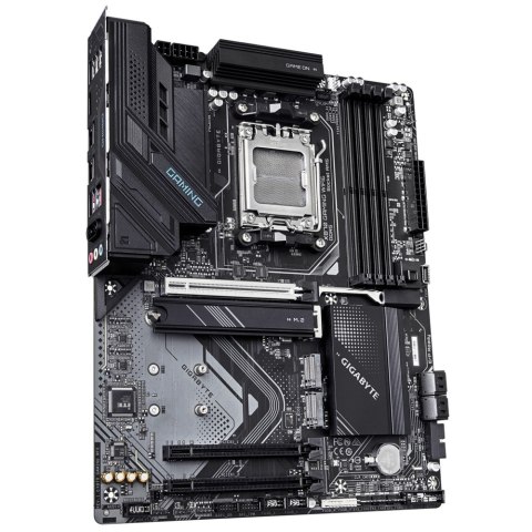 Płyta główna X870 GAMING WIFI6 AM5 4DDR5 HDMI/USB-C ATX Gigabyte