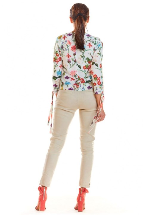 Bluzka Model M191 Flowers Ecru - Infinite You Bluzka Model M191 Flowers Ecru - Infinite You