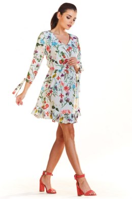 Sukienka Model M195 Flowers Ecru - Infinite You