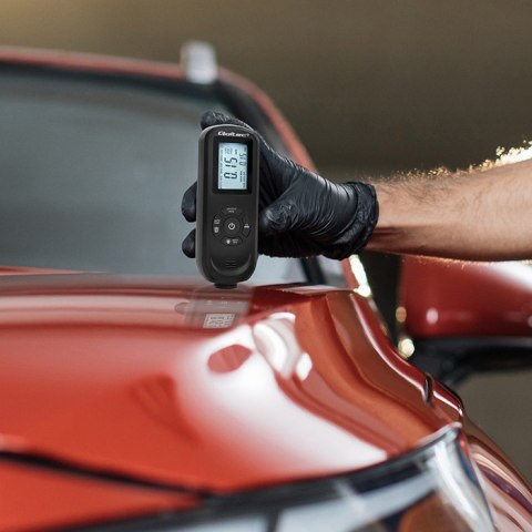 Miernik grubości lakieru z podświetlanym bocznym wyświetlaczem LCD | 0 ~ 2000um Qoltec Miernik grubości lakieru z podświetlanym bocznym wyświetlaczem LCD | 0 ~ 2000um Qoltec
