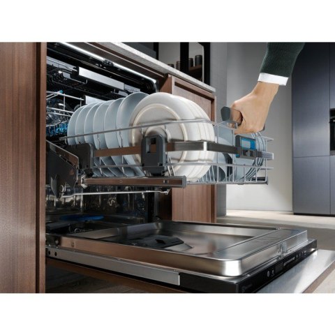 Zmywarka do zabudowy EEC767310L SMK 3 kosz, ComfortLift Electrolux