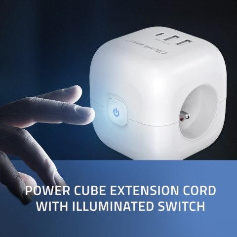 Kostka zasilająca przedłużacz 6w1 z podświetlanym włącznikiem | 3x AC | 2x USB | 1x USB-C PD 20W | biała Qoltec Kostka zasilająca przedłużacz 6w1 z podświetlanym włącznikiem | 3x AC | 2x USB | 1x USB-C PD 20W | biała Qoltec