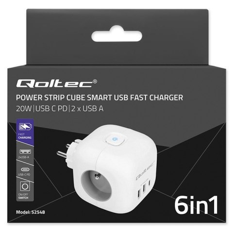 Kostka zasilająca przedłużacz 6w1 z podświetlanym włącznikiem | 3x AC | 2x USB | 1x USB-C PD 20W | biała Qoltec Kostka zasilająca przedłużacz 6w1 z podświetlanym włącznikiem | 3x AC | 2x USB | 1x USB-C PD 20W | biała Qoltec