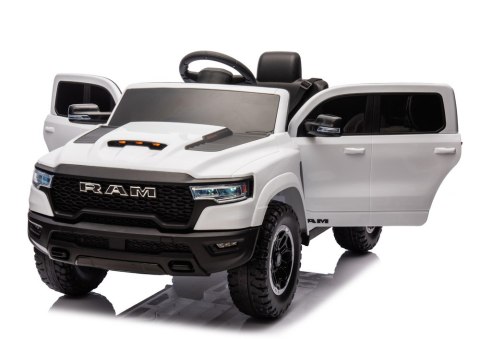 LEAN CARS Auto Na Akumulator ZB618 Dodge Ram Biały LEAN CARS Auto Na Akumulator ZB618 Dodge Ram Biały