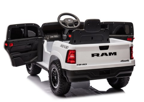 LEAN CARS Auto Na Akumulator ZB618 Dodge Ram Biały LEAN CARS Auto Na Akumulator ZB618 Dodge Ram Biały