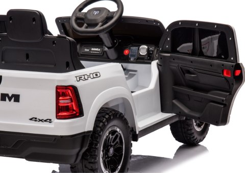 LEAN CARS Auto Na Akumulator ZB618 Dodge Ram Biały LEAN CARS Auto Na Akumulator ZB618 Dodge Ram Biały