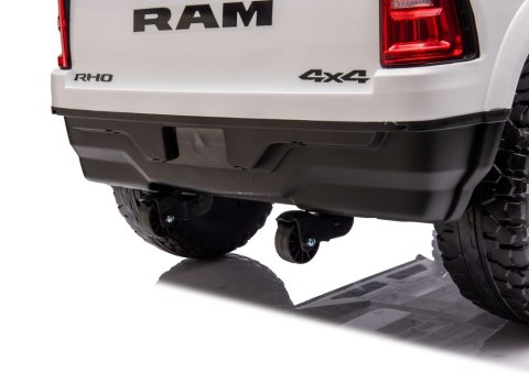 LEAN CARS Auto Na Akumulator ZB618 Dodge Ram Biały LEAN CARS Auto Na Akumulator ZB618 Dodge Ram Biały