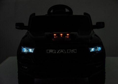 LEAN CARS Auto Na Akumulator ZB618 Dodge Ram Czarny LEAN CARS Auto Na Akumulator ZB618 Dodge Ram Czarny