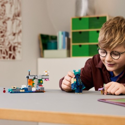 Klocki Minecraft 21274 Spotkanie ze strażnikiem LEGO