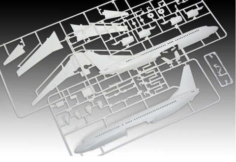 Model plastikowy Samolot Boeing 737-800 Turkish Air 1/144 Revell Model plastikowy Samolot Boeing 737-800 Turkish Air 1/144 Revell