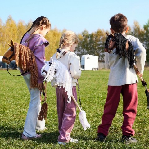 Koń na kiju Hobby Horse HOPPIHORSE A3 Chestnut - brąz, maść kasztanowata Tootiny Koń na kiju Hobby Horse HOPPIHORSE A3 Chestnut - brąz, maść kasztanowata Tootiny