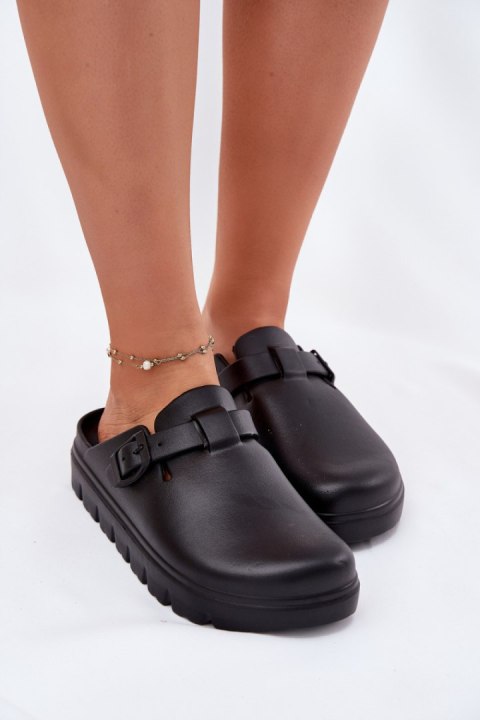 Sandał Klapki Model Larinie 25SD97-8523 Black - Step in style Sandał Klapki Model Larinie 25SD97-8523 Black - Step in style