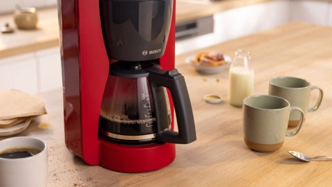 Ekspres przelewowy MyMoment TKA2M114 czerwony Bosch
