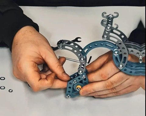 Zestaw konstrukcyjny Mały Konstruktor Dinozaury Velociraptor