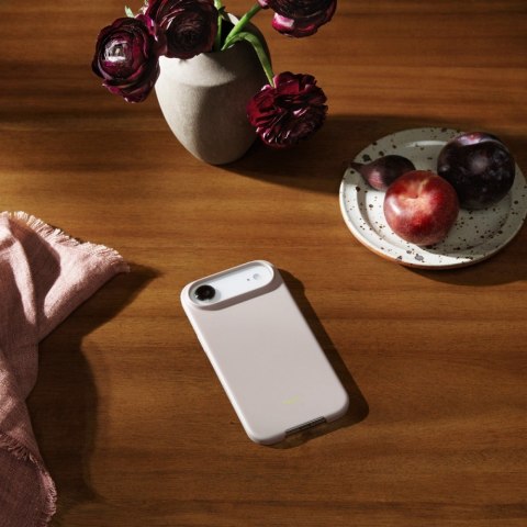 Etui Beats zgodne z MagSafe i panelem Sterowanie aparatem do iPhonea Air - boksytowy beżowy
