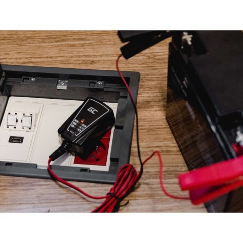 Ładowarka, prostownik do AGM 6V/12V 1A