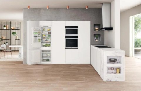 Chłodziarko-zamrażarka do zabudowy WHC18T322