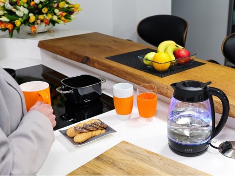 Czajnik elektryczny Essential XL