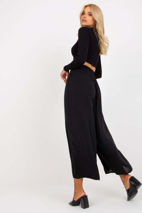 Spodnie Damskie Model TW-SP-BI-82353.39 Black - Och Bella Spodnie Damskie Model TW-SP-BI-82353.39 Black - Och Bella