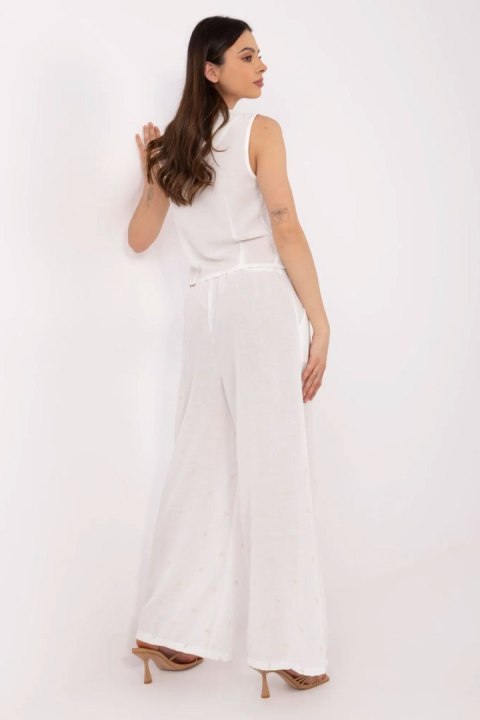 Spodnie Komplet Model DHJ-KMPL-20882.66 White - Italy Moda Spodnie Komplet Model DHJ-KMPL-20882.66 White - Italy Moda