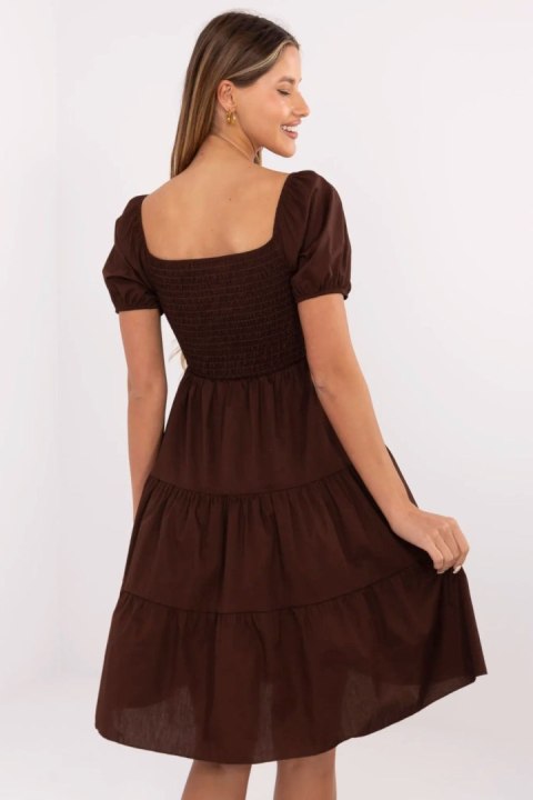 Sukienka Model MI-SK-A2561.89 Dark Brown - Italy Moda Sukienka Model MI-SK-A2561.89 Dark Brown - Italy Moda