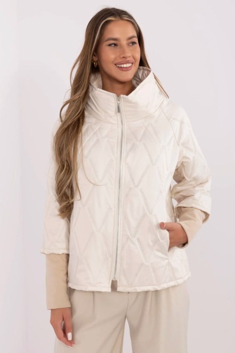 Kurtka Damska Model MI-KR-9002-1.74P Light Beige - Italy Moda Kurtka Damska Model MI-KR-9002-1.74P Light Beige - Italy Moda