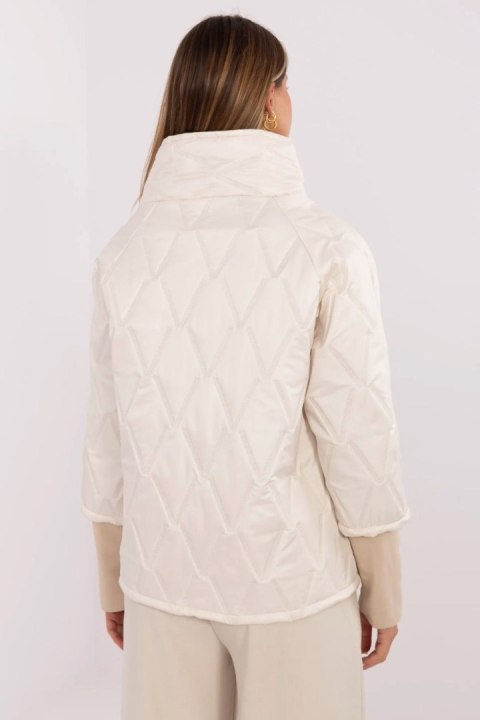 Kurtka Damska Model MI-KR-9002-1.74P Light Beige - Italy Moda Kurtka Damska Model MI-KR-9002-1.74P Light Beige - Italy Moda