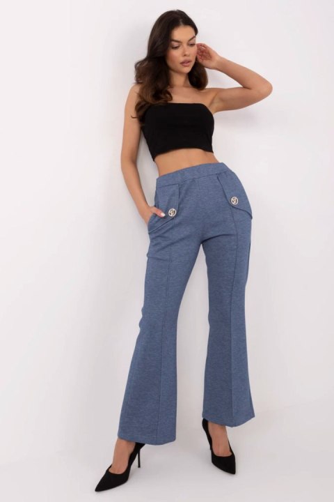 Spodnie Dresowe Model DHJ-SP-20518.12 Dark Blue - Italy Moda Spodnie Dresowe Model DHJ-SP-20518.12 Dark Blue - Italy Moda