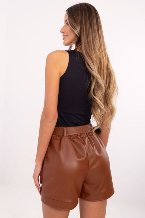 Szorty Damskie Model DHJ-SN-8701.18P Brown - Italy Moda Szorty Damskie Model DHJ-SN-8701.18P Brown - Italy Moda
