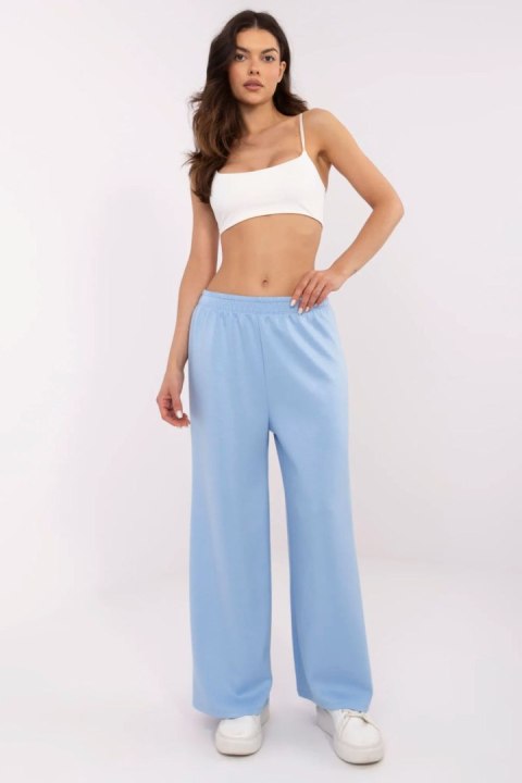 Spodnie Dresowe Model DHJ-SP-19617.62P Light Blue - Italy Moda Spodnie Dresowe Model DHJ-SP-19617.62P Light Blue - Italy Moda