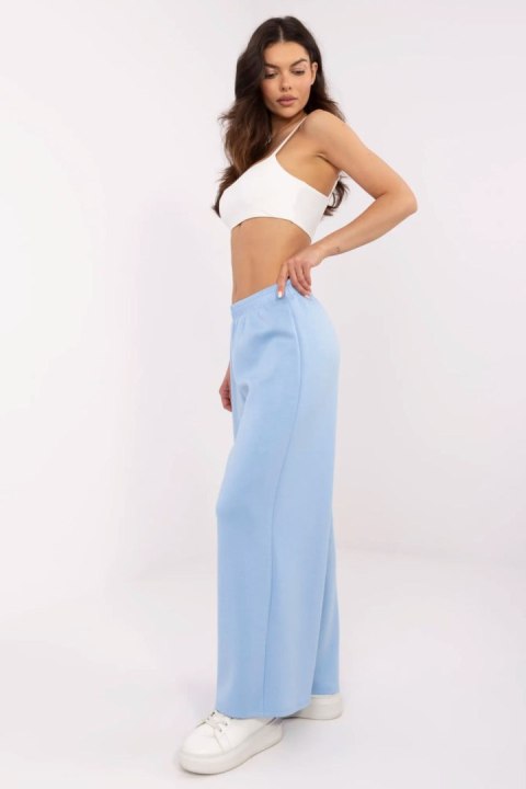 Spodnie Dresowe Model DHJ-SP-19617.62P Light Blue - Italy Moda Spodnie Dresowe Model DHJ-SP-19617.62P Light Blue - Italy Moda