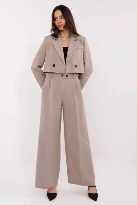 Spodnie Komplet Model DHJ-KMPL-A9019.68 Dark Beige - Italy Moda Spodnie Komplet Model DHJ-KMPL-A9019.68 Dark Beige - Italy Moda