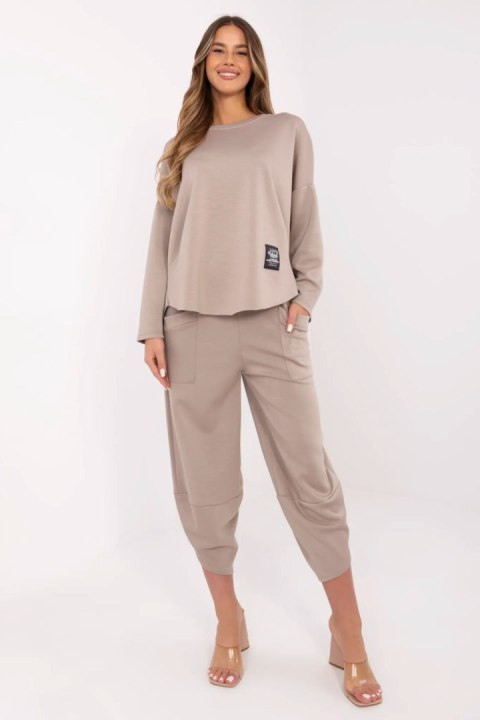 Spodnie Komplet Model MI-KMPL-M56491.09 Dark Beige - Italy Moda Spodnie Komplet Model MI-KMPL-M56491.09 Dark Beige - Italy Moda