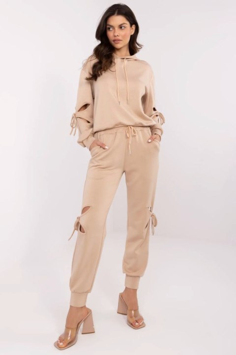 Spodnie Komplet Model NM-KMPL-V5698.03 Beige - NM Spodnie Komplet Model NM-KMPL-V5698.03 Beige - NM