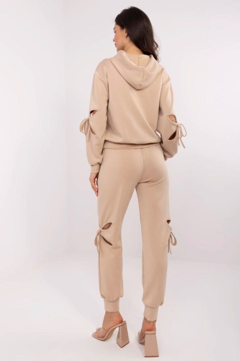 Spodnie Komplet Model NM-KMPL-V5698.03 Beige - NM Spodnie Komplet Model NM-KMPL-V5698.03 Beige - NM
