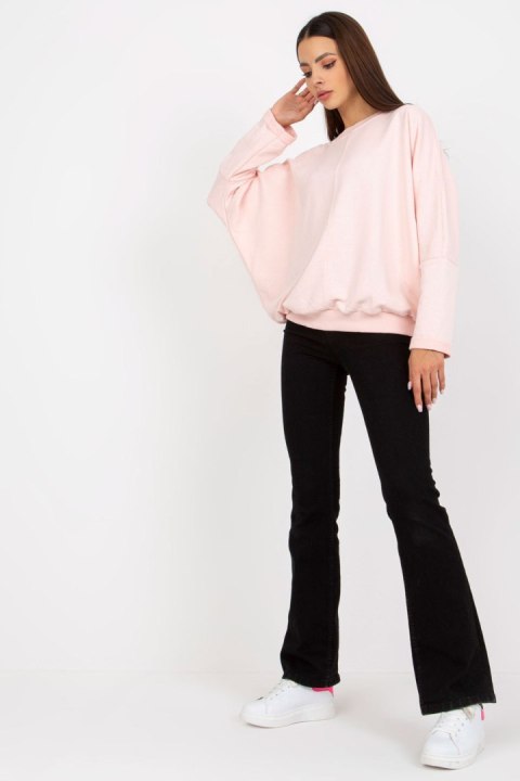 Bluza Damska Model RV-BL-8080.56 Light Pink - Rue Paris Bluza Damska Model RV-BL-8080.56 Light Pink - Rue Paris