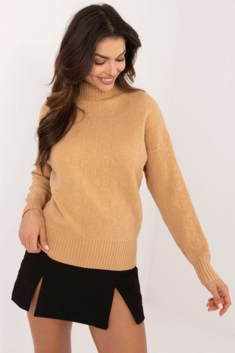 Sweter Damski Model AT-SW-2339.54 Camel - AT Sweter Damski Model AT-SW-2339.54 Camel - AT