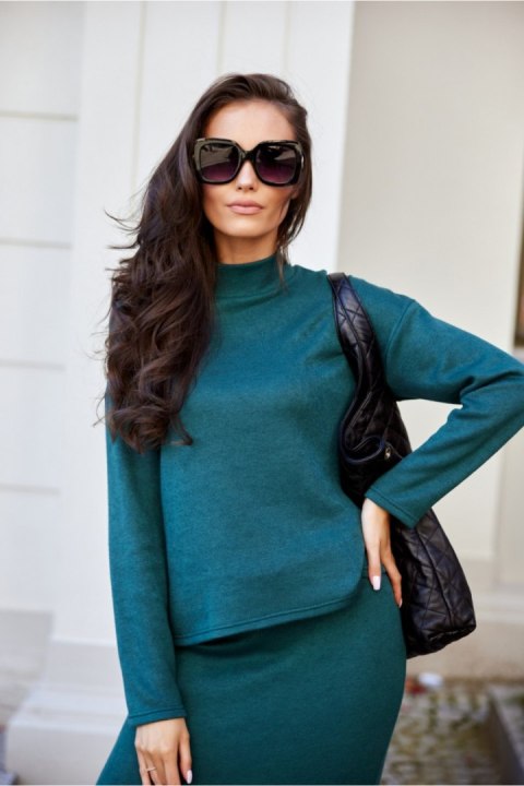 Bluzka Model Lydia BUT BLU0168 Bottle Green - Roco Fashion Bluzka Model Lydia BUT BLU0168 Bottle Green - Roco Fashion