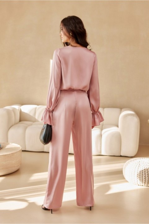 Spodnie Damskie Model Elsa ROZ SPD0034 Pink - Roco Fashion Spodnie Damskie Model Elsa ROZ SPD0034 Pink - Roco Fashion