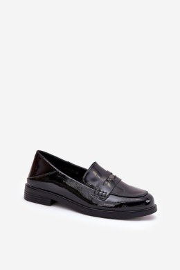 Mokasyny Model Vinceza 18100 Black Lakier - Step in style