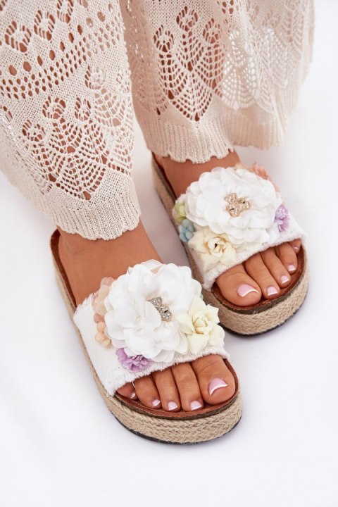 Sandał Klapki Model Zenvanis 5217 White - Step in style Sandał Klapki Model Zenvanis 5217 White - Step in style