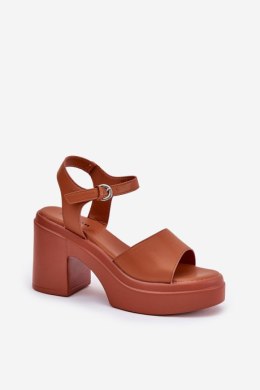 Sandały Model Korlevia 78-185 Camel - Step in style