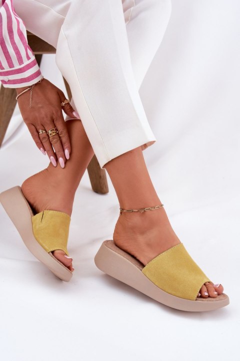Sandał Klapki Model Panto Fino RR267038 Yellow - Step in style Sandał Klapki Model Panto Fino RR267038 Yellow - Step in style